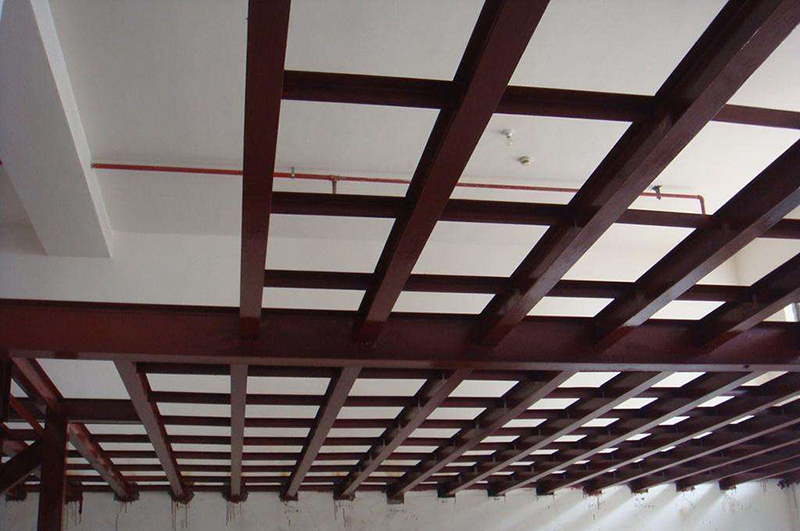 鋼結(jié)構(gòu)廠房裝修閣樓搭建多少錢一平方？