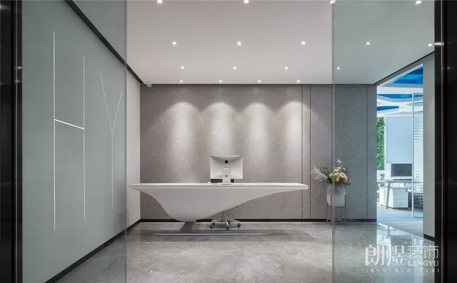 辦公室前臺(tái)