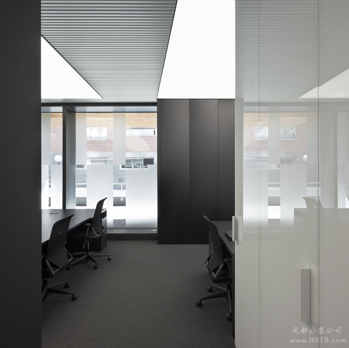 成都辦公室裝修哪家好？辦公室裝修應(yīng)該注意什么？