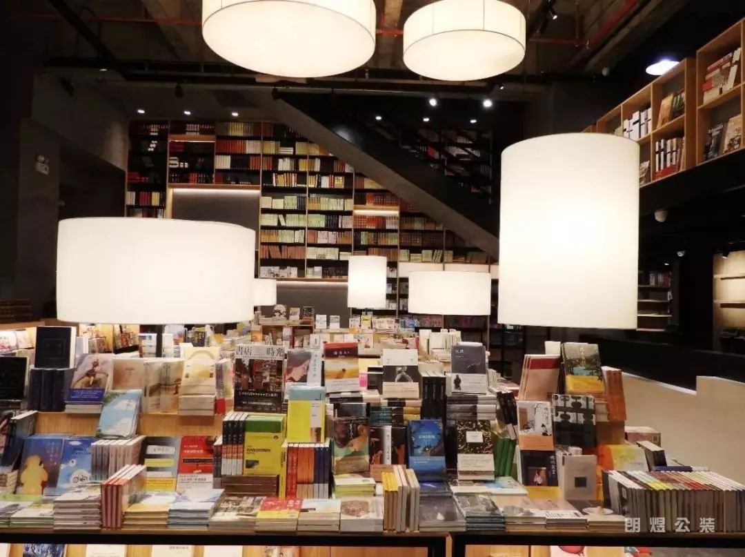 小型書(shū)吧裝修實(shí)景圖