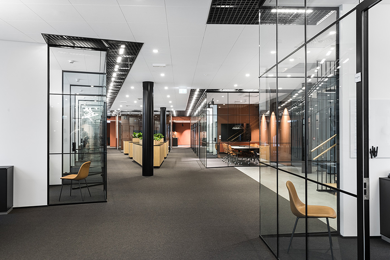 公司辦公室裝修現場效果
