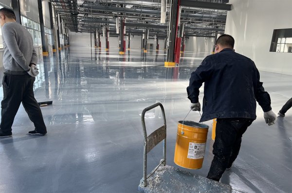 廠房裝修之常見(jiàn)地面材料性能特點(diǎn)及選擇